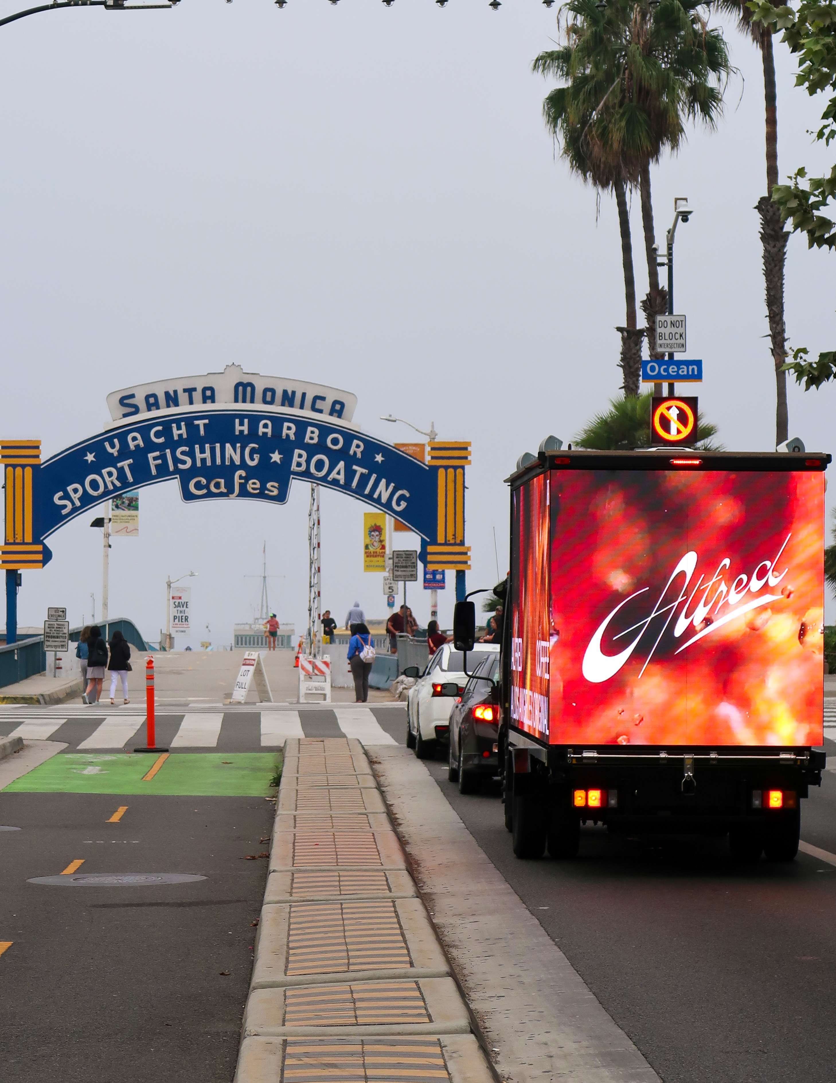 LA Billboard Truck gallery 17